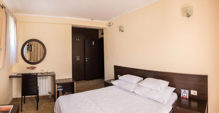 Imagen de la habitación del Hotel Odissey. Foto 7