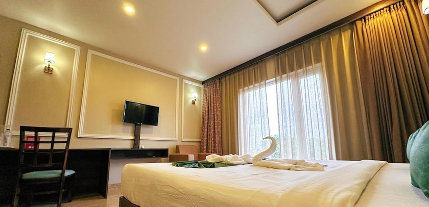 Imagen de la habitación del Hotel Odissey Suites. Foto 3