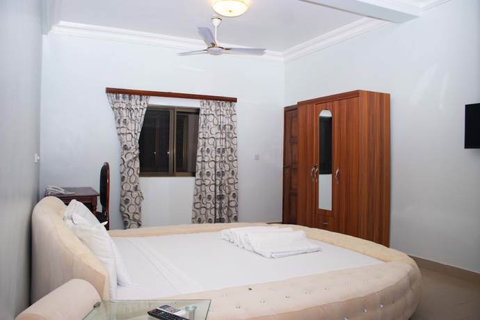 Imagen de la habitación del Hotel Odjidja Royal Palace. Foto 3