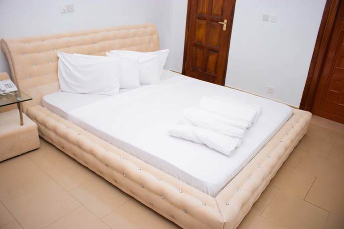 Imagen de la habitación del Hotel Odjidja Royal Palace. Foto 4