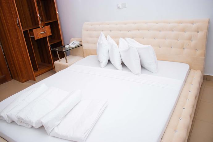Imagen de la habitación del Hotel Odjidja Royal Palace. Foto 6