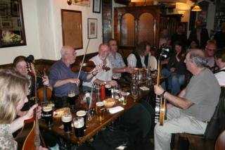 Imagen del bar/restaurante del Hotel O'donnabhains Kenmare Townhouse. Foto 3