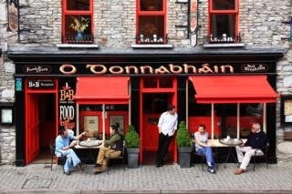 Imagen general del Hotel O'donnabhains Kenmare Townhouse. Foto 1