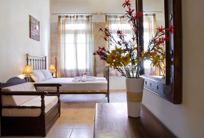 Imagen de la habitación del Hotel Odos Oneiron Boutique. Foto 9