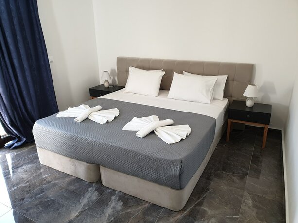 Imagen de la habitación del Hotel Odos Oneiron Tavronitis Bay. Foto 20