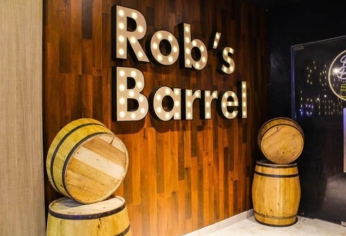 Imagen del bar/restaurante del Hotel Odua Weston Jambi. Foto 7