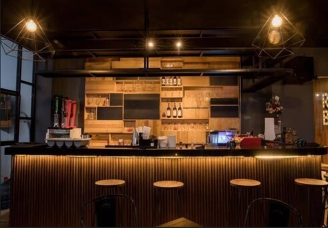 Imagen del bar/restaurante del Hotel Odua Weston Jambi. Foto 8