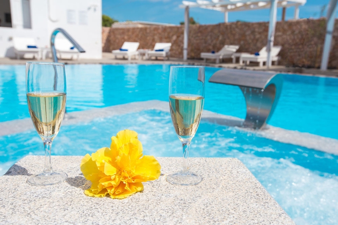 Imagen general del Hotel Odysseas, Thira Municipal Unit. Foto 1