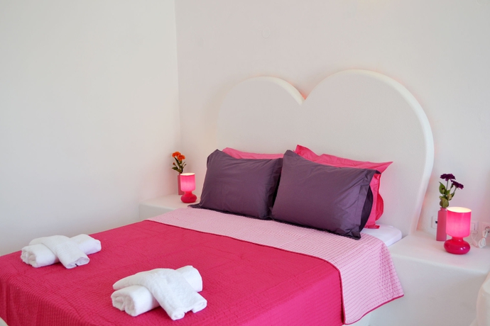 Imagen de la habitación del Hotel Odysseas, Thira Municipal Unit. Foto 5