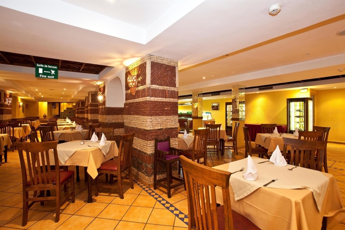 Imagen del bar/restaurante del Hotel Odyssee Park. Foto 5