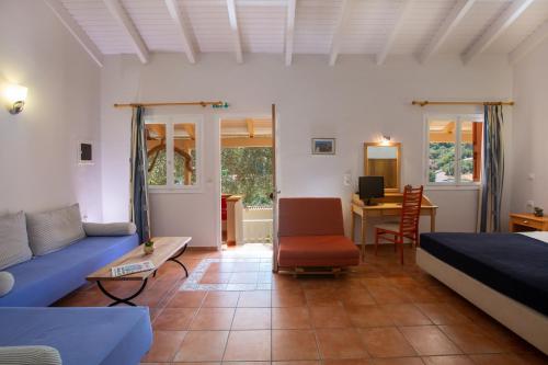 Imagen de la habitación del Hotel Odyssey. Foto 5