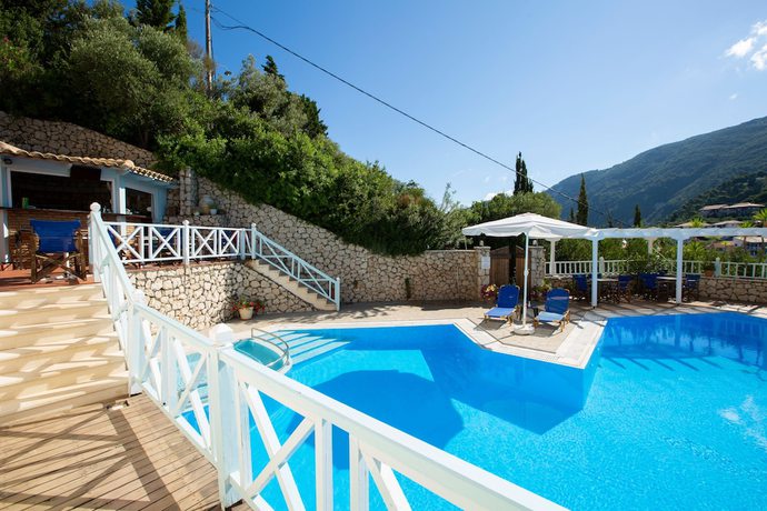 Imagen de la piscina del Hotel Odyssey, L&eacute;ucade. Foto 16