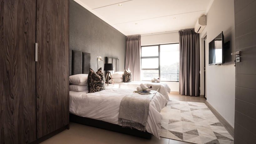 Imagen de la habitación del Hotel Odyssey Luxury Apartments. Foto 4