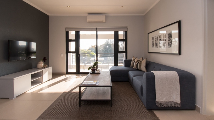 Imagen de los interiores del Hotel Odyssey Luxury Apartments. Foto 19