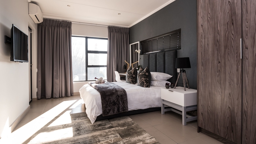 Imagen de la habitación del Hotel Odyssey Luxury Apartments. Foto 13