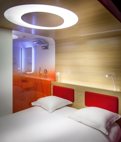 Imagen de la habitación del Hotel Odyssey by Elegancia. Foto 9