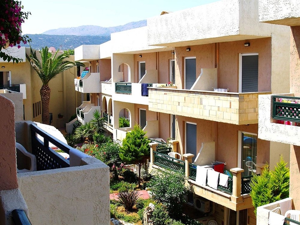 Imagen de los exteriores del Hotel Odyssia Beach. Foto 10