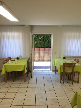 Imagen del bar/restaurante del Hotel Oelberg Budget - Bonn SÜd Königswinter. Foto 4