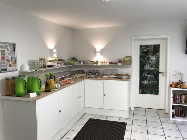 Imagen del bar/restaurante del Hotel Oelberg Budget - Bonn SÜd Königswinter. Foto 7