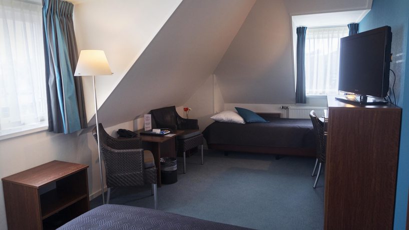 Imagen de la habitación del Hotel Oepkes. Foto 6