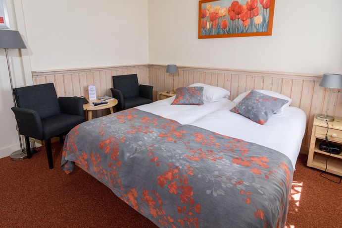 Imagen de la habitación del Hotel Oepkes. Foto 10