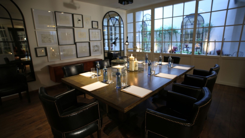 Imagen de los interiores del Hotel Ofelias. Foto 16