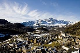 Imagen del Hotel Oferta Aptos Varios Valle De Tena. Foto 1