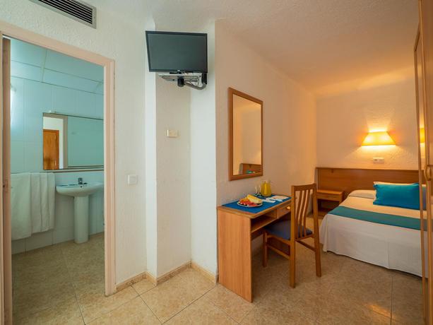 Imagen de la habitación del Hotel Oferta Hoteles 3* Costa Brava/ Maresme. Foto 2