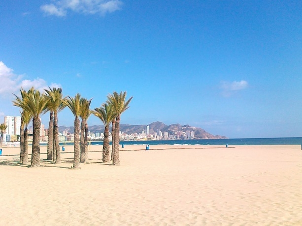 Imagen de los exteriores del Hotel Oferta Hoteles 4* Benidorm. Foto 9