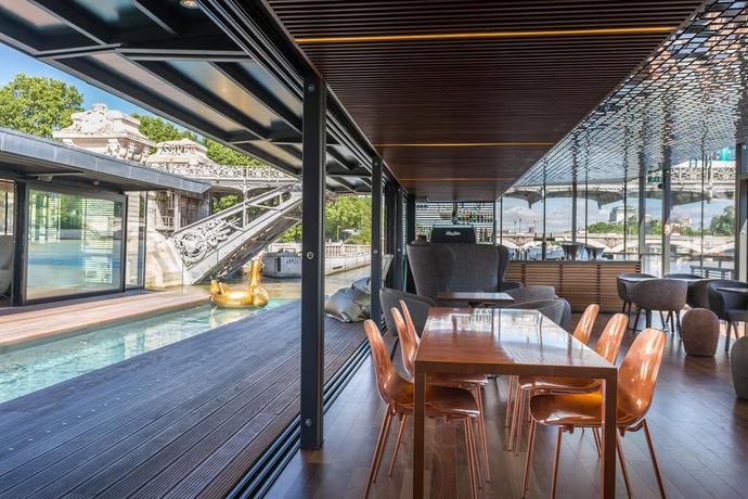 Imagen del bar/restaurante del Hotel Off Paris Seine. Foto 3