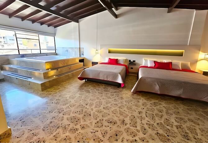 Imagen general del Hotel Ofix. Foto 1