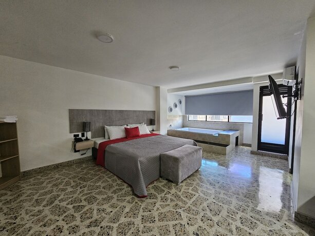 Imagen general del Hotel Ofix. Foto 8