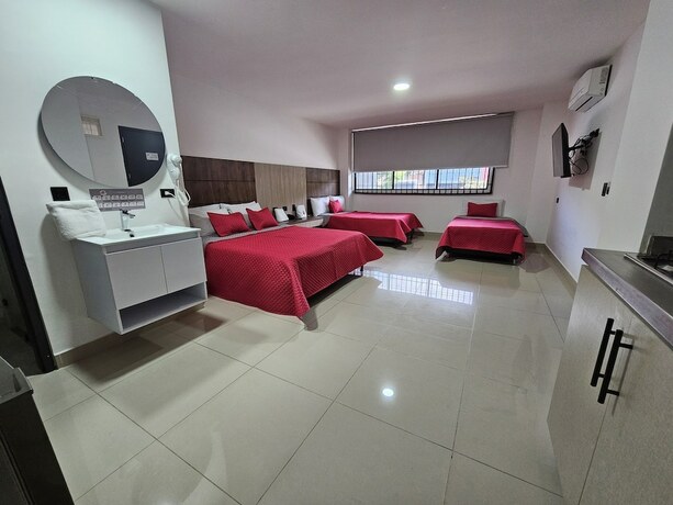 Imagen de la habitación del Hotel Ofix. Foto 12