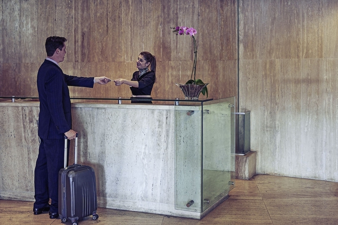 Imagen de los interiores del Hotel Oft Alfre Hotels. Foto 18