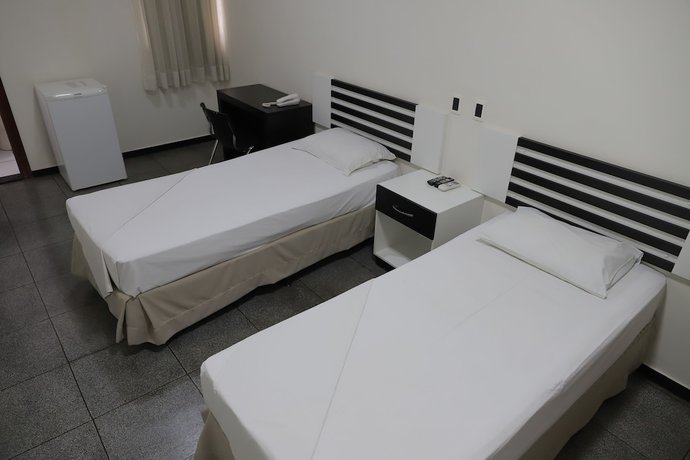 Imagen de la habitación del Hotel Oft Neve's. Foto 9