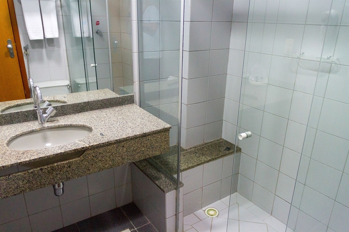 Imagen de la habitación del Hotel Oft San Conrado. Foto 7