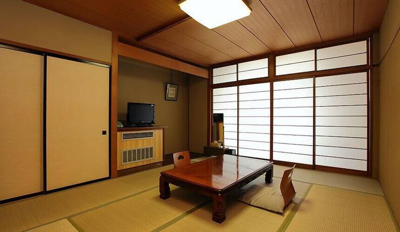 Imagen de la habitación del Hotel Ogabanseikaku. Foto 21