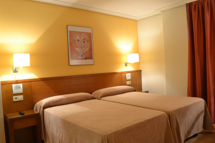 Imagen de la habitación del Hotel Ogalia. Foto 2