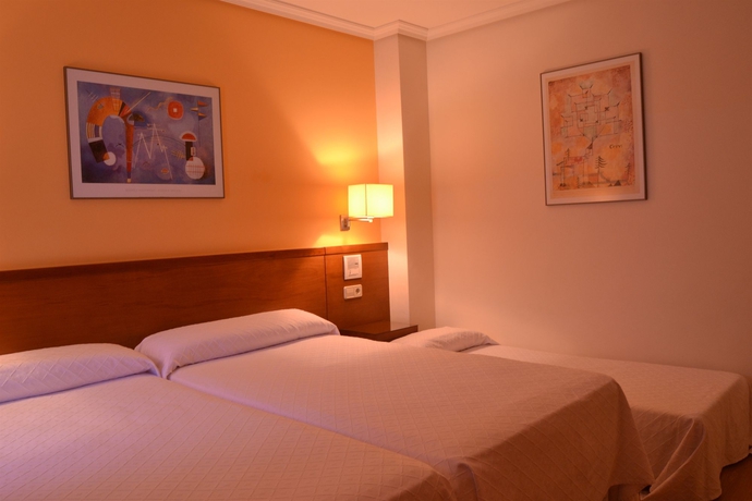 Imagen de la habitación del Hotel Ogalia. Foto 6