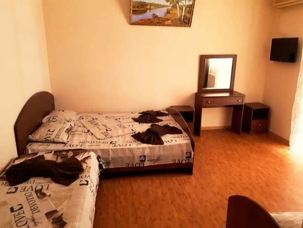 Imagen de la habitación del Hotel Oganes Guesthouse. Foto 19
