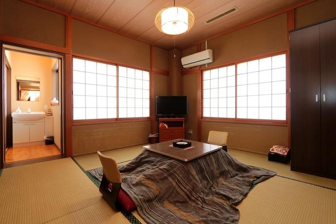 Imagen de la habitación del Hotel Ogano Onsen Suzaki Ryokan. Foto 17