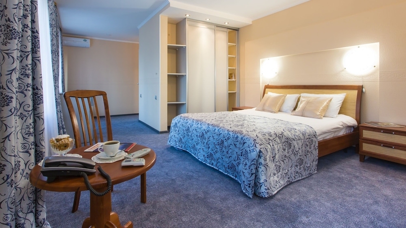 Imagen de la habitación del Hotel Ogni Eniseya. Foto 14