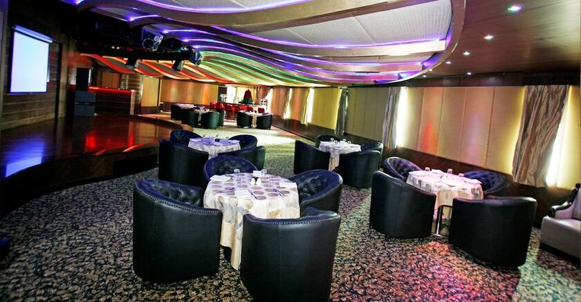 Imagen del bar/restaurante del Hotel Oh Biz Executive At Leonia. Foto 17