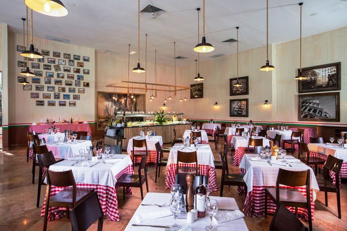 Imagen del bar/restaurante del Hotel Oh! Cancun On The Beach by Oasis. Foto 4