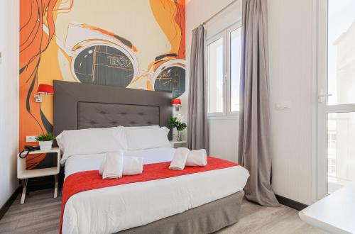 Imagen de la habitación del Hotel Oh Nice Revellin Ceuta. Foto 20