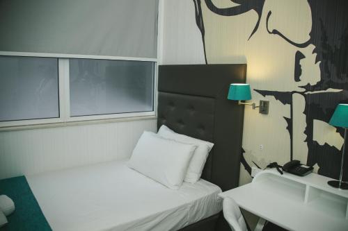 Imagen general del Hotel Oh Nice Revellin Ceuta. Foto 3