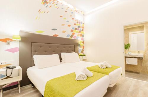 Imagen general del Hotel Oh Nice Revellin Ceuta. Foto 12