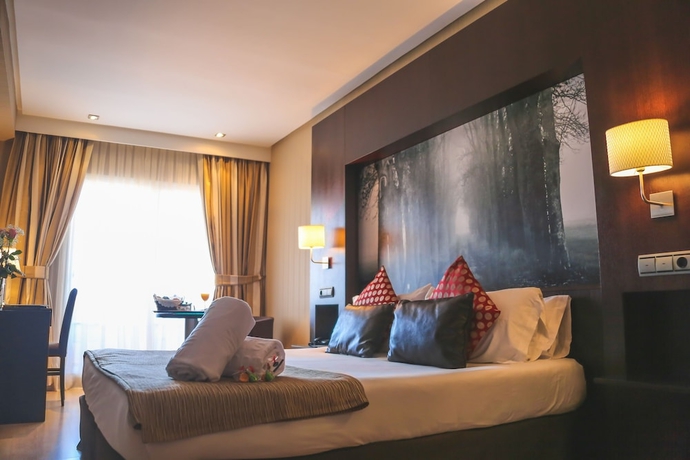 Imagen de la habitación del Hotel Oh Nice Ulises Ceuta. Foto 18