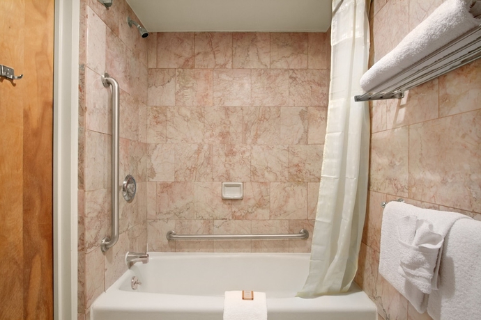 Imagen de la habitación del Hotel Oh St Joseph Resort. Foto 10