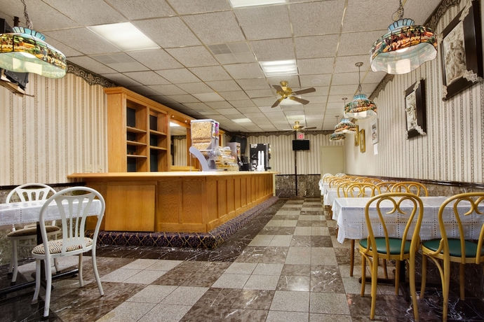 Imagen del bar/restaurante del Hotel Oh St Joseph Resort. Foto 6